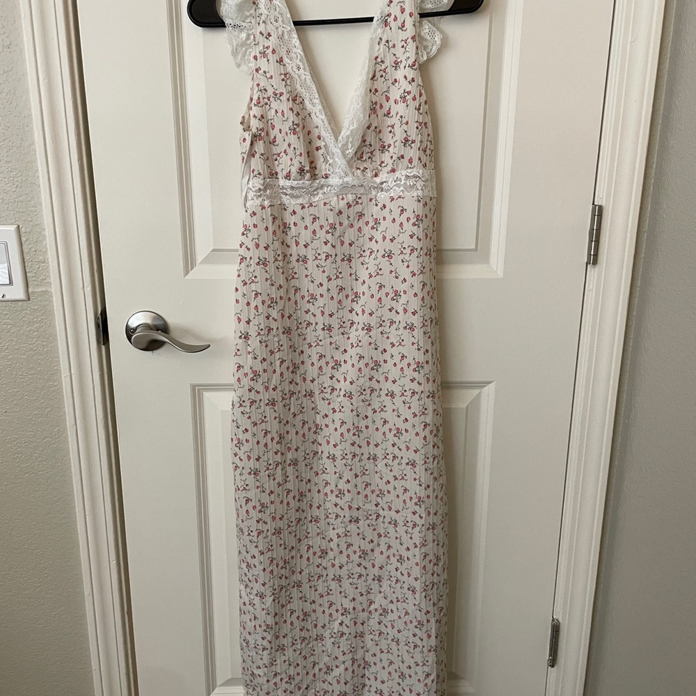 Women's Cream Floral Lace-Trim Dress